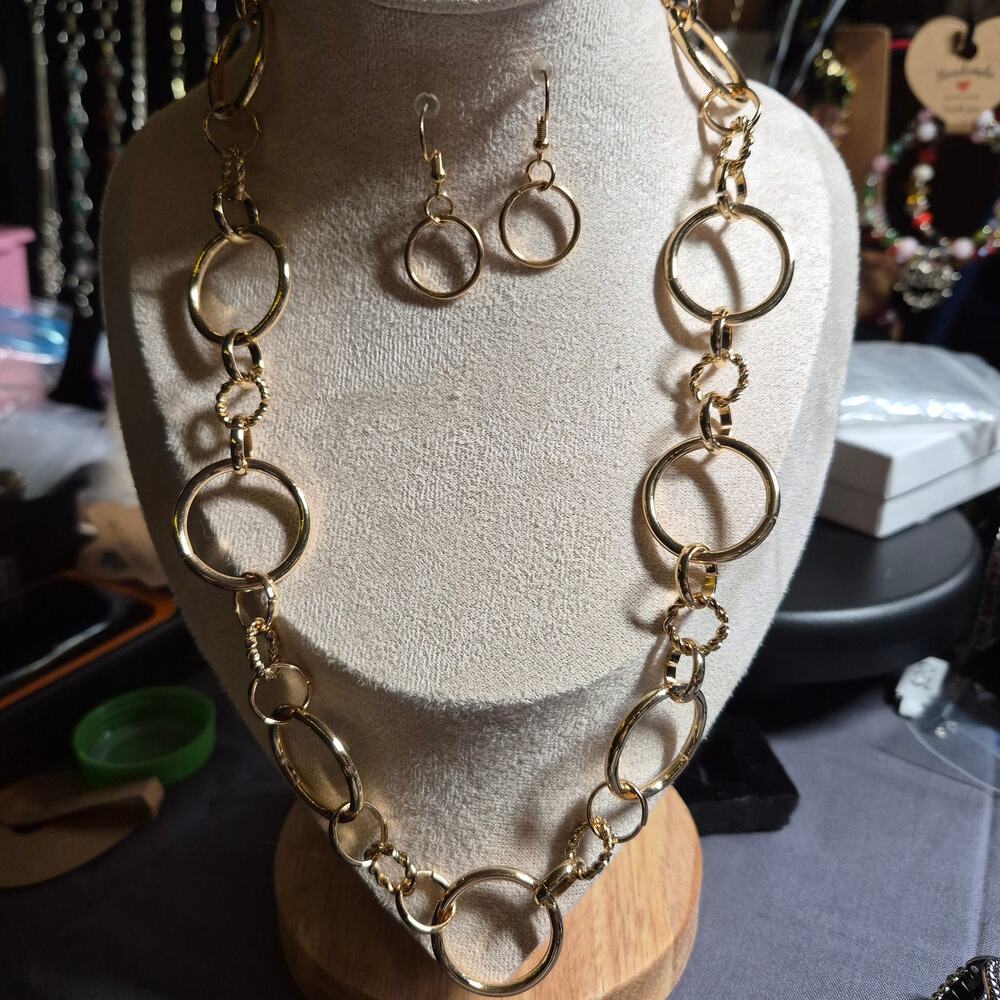 Vintage Goldtone Circle Link Statement Necklace & Earrings Set Chico's Style